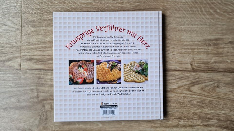 Kochbuch/Backbuch "Waffeln" vom Bassermann Verlag in Osterrönfeld