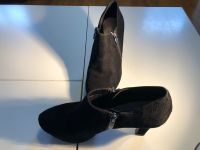 Clarks Ankleboots Wildleder schwarz Gr. 37,5 Baden-Württemberg - Künzelsau Vorschau