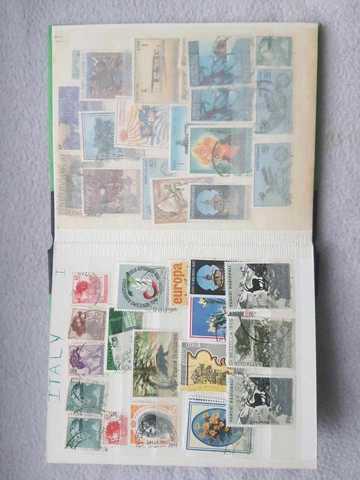 Briefmarken, verschiedene Länder, 222 Stück. in Landshut
