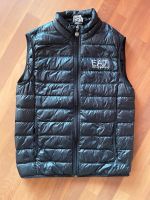 Original EA7 Emporio Armani Weste mit silberfarbenen Logo Brandenburg - Großbeeren Vorschau