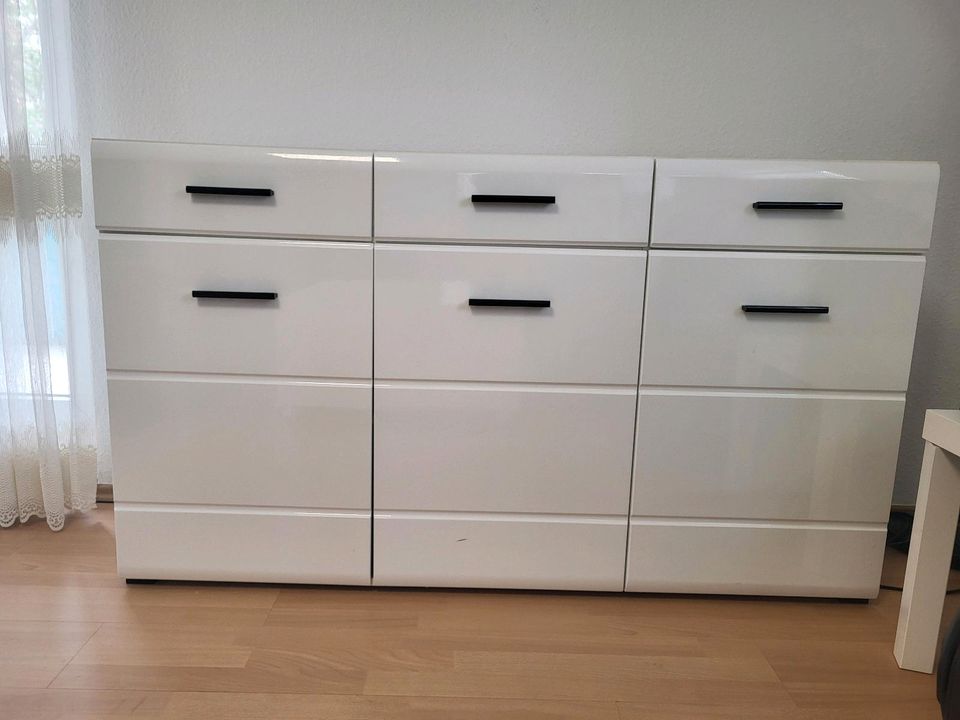 Schrank/Kommode Wohnzimmer in Stuttgart