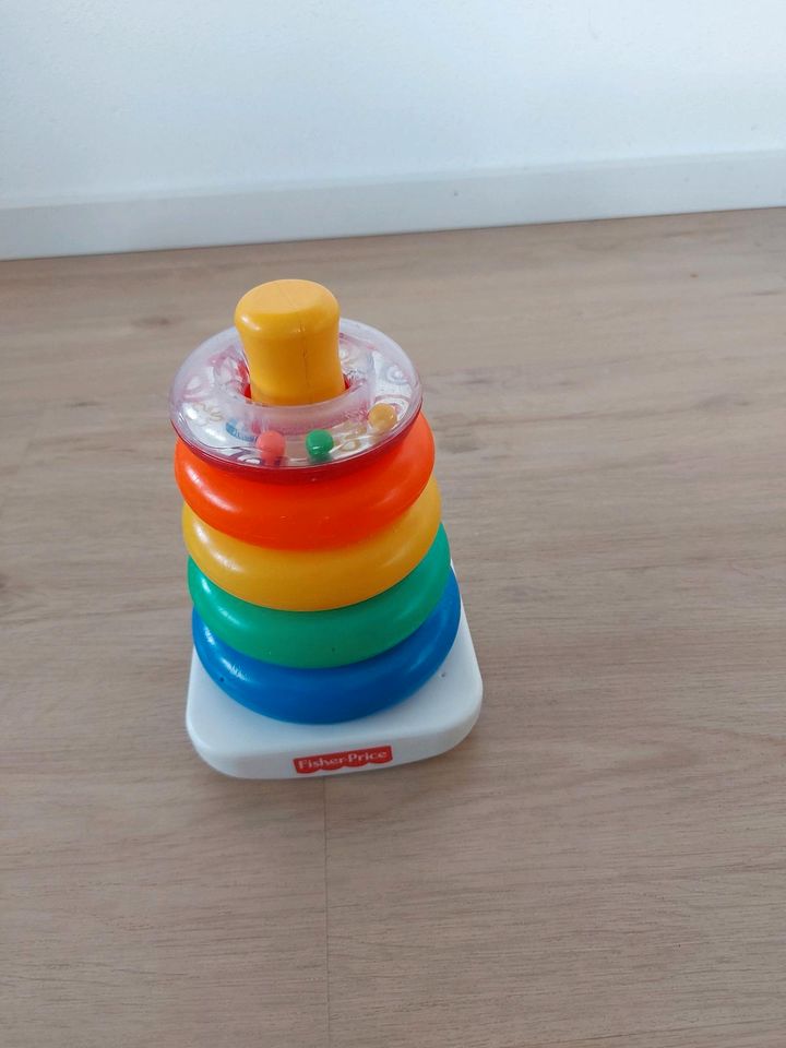 Fisher Price Pyramide Stapelspielzeug in Sengenthal