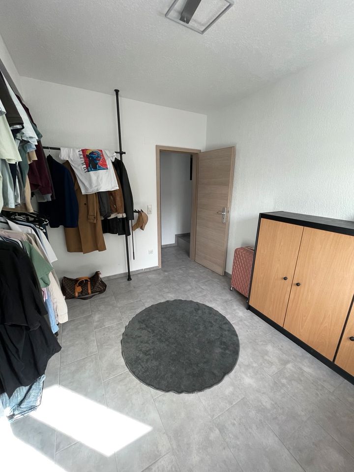 Gemütliche 3-Zimmer Wohnung mit Gewerbeeinheit in Brackenheim