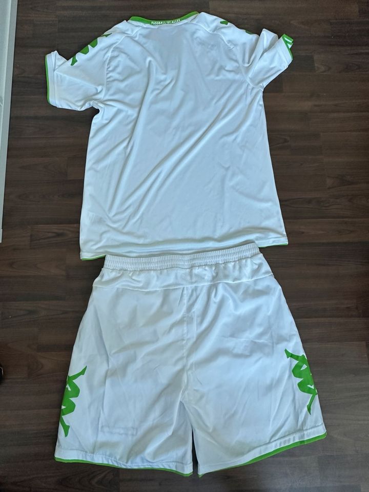 Kappa VfL  Wolfsburg Trikot mit Hose  2015/2016 in Sonthofen