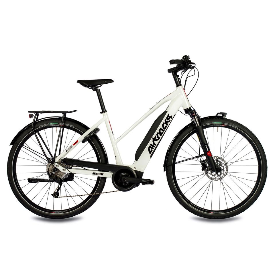 28 Zoll Damen E-Bike Trekking Fahrrad LUMINA BOSCH 500 Wh 9s in Berlin