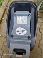 2 Kindersitze mit Isofix Station - 3 Teile 1 Preis -  Hessen - Hanau Vorschau