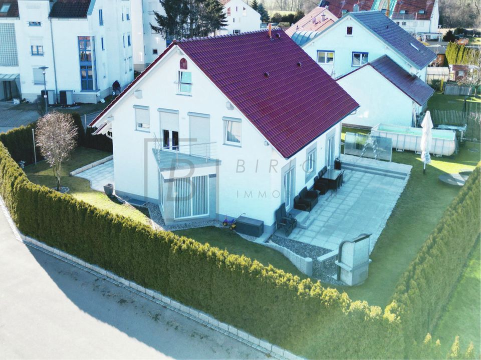 Geräumiges Einfamilienhaus mit Wellnessbereich, einschließlich Sauna und Pool in Ochsenhausen