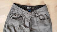 schöne Damenhose von Cecil, Gr. 28/32, hellbraun, zeitlos chic Nordrhein-Westfalen - Menden Vorschau