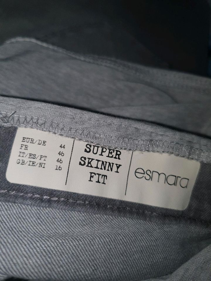 Umstandshosen Jeans Größe 40 & 44 in Waldkirch