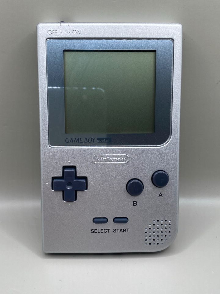 Nintendo Gameboy Pocket mit Case in Darmstadt