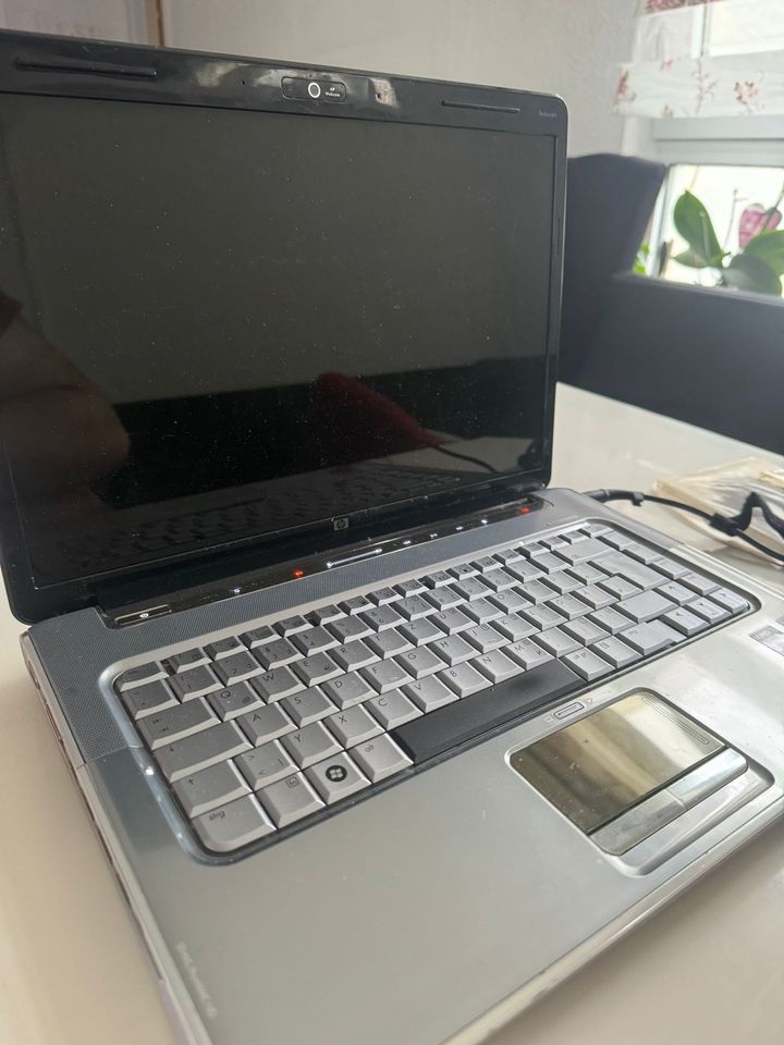 HP Laptop mit Netzteil in Neuss