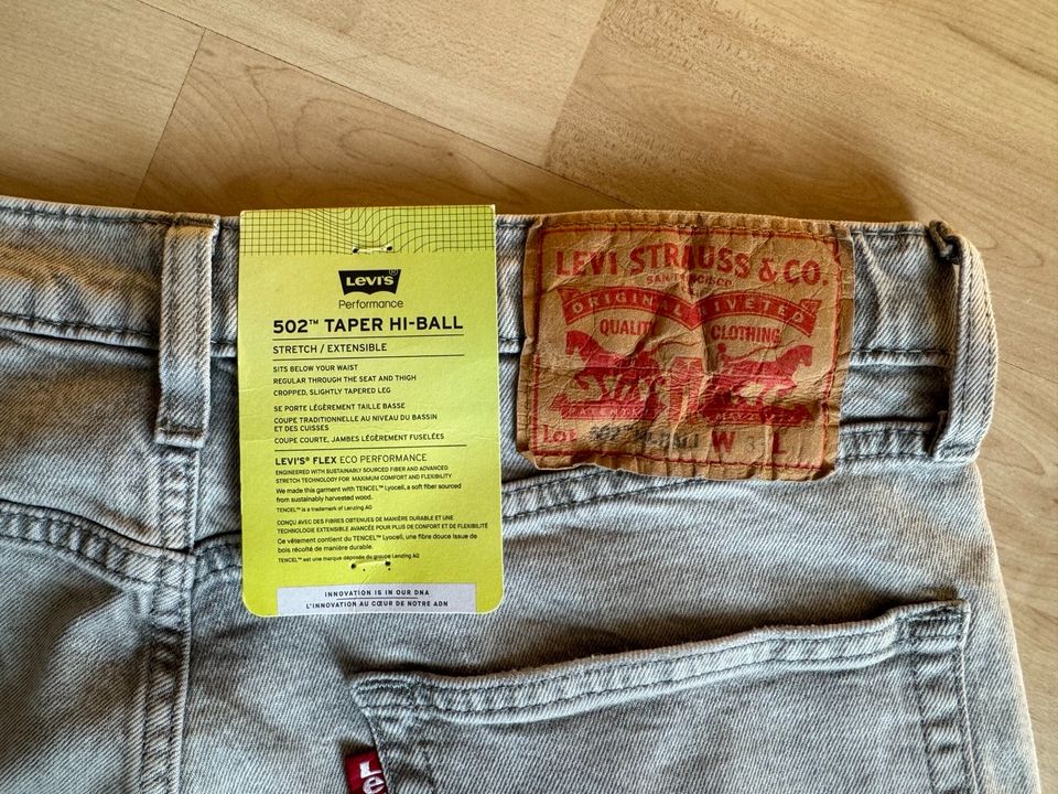 NEU Levi’s 502 Taper Hi-Ball Gr. 33 Jeans Lee Wrangler G-Star in Rösrath