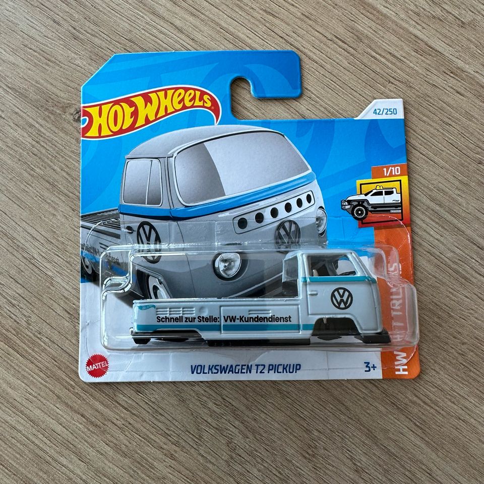 Hot Wheels Volkswagen T2 Pickup Factory Error keine Räder in Groß-Gerau