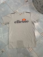 ELLESSE T-Shirt Gr. S w. NEU Nordrhein-Westfalen - Kreuzau Vorschau