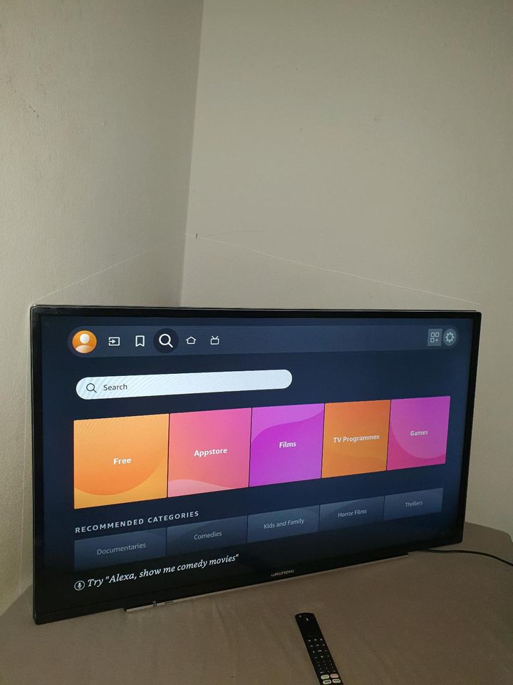 Smart Grundig TV 40  Zoll (102 CM) Fire TV Edition in Berlin