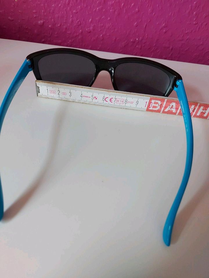 Sonnenbrille, Kinder (ohne Sehstärke), vom Optiker in Taunusstein