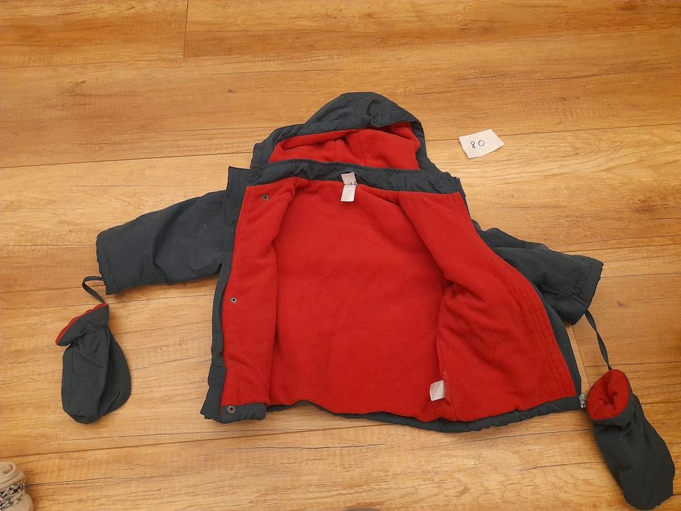 Babykleidung Größe 80 Jacke, Pullover, Hose in Plön 
