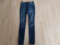 Hollister Jeans W25 L32 HIGH RISE SUPER SKINNY mit STRETCH Niedersachsen - Himmelpforten Vorschau