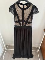 Apart Abendkleid schwarz / nude 36 Niedersachsen - Lehrte Vorschau