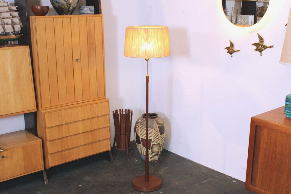 Stehlampe Leuchte Temde Teak 60er midcentury Holz Design vintage in Mecklenbeck