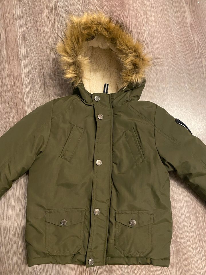 Winterjacke/ Parka Größe 92 in Gierstädt