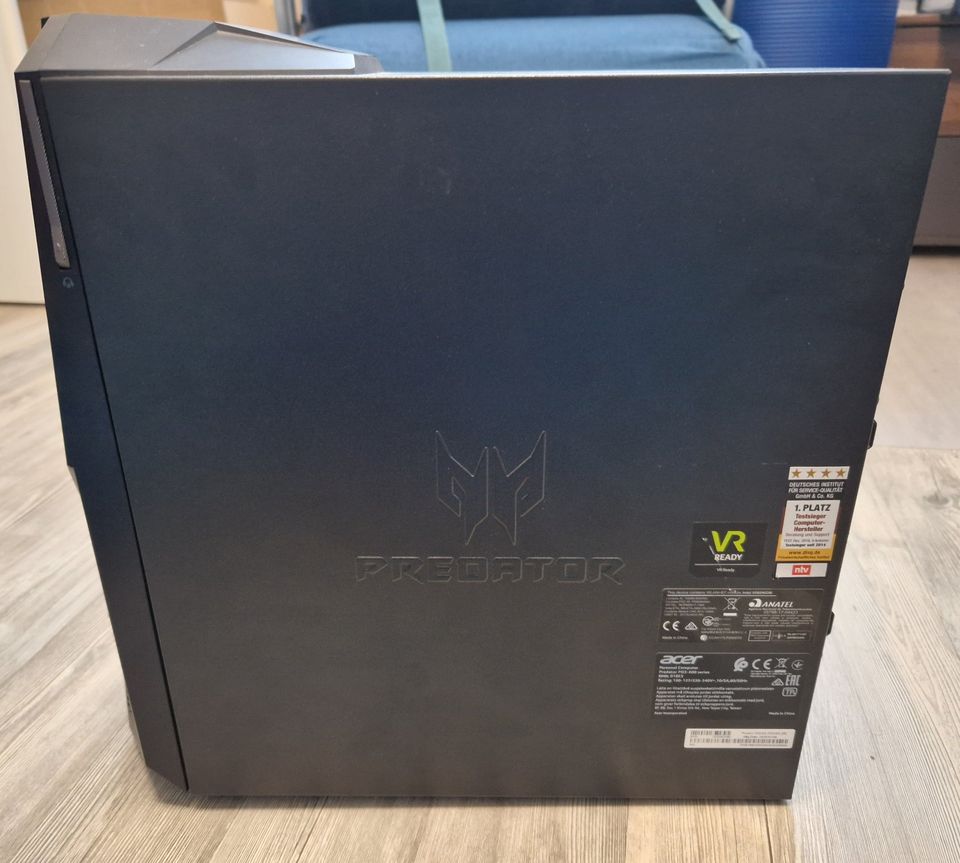 Acer Predator Gehäuse + Mainboard, Netzteil, Prozessorkühlung.... in Ludwigslust