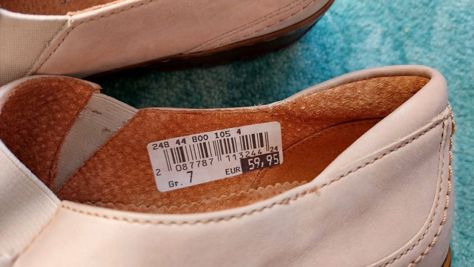 NEU - Hush Puppies Echtleder Schuhe Halbschuhe Größe 7 (41) in Gera