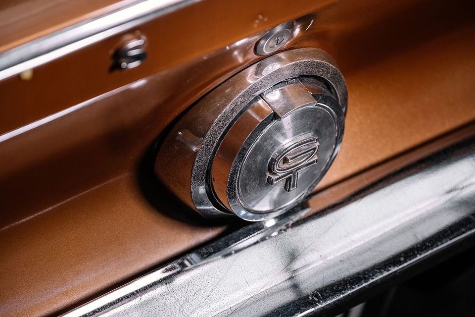 Ford 1967 Mustang Fastback GT 390 S-Code/ burnt amber in Stuttgart