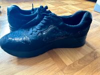 Sneaker mit Pailetten Essen - Bredeney Vorschau