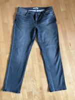 Jeans Brax 46 neu ungetragen, grau Hessen - Kaufungen Vorschau