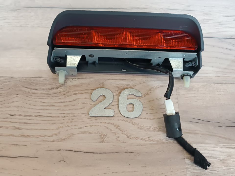 Bremsleuchte stoplampe Mitsubishi Colt Z30 1.3 09967029 in Vaihingen an der Enz