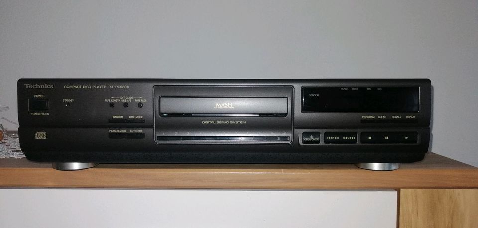 Technics SL Pg 470 a CD player in Augsburg