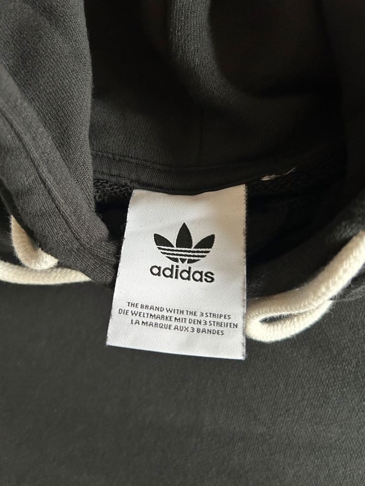 Adidas Hoodie Größe L Schwarz in Ratzeburg