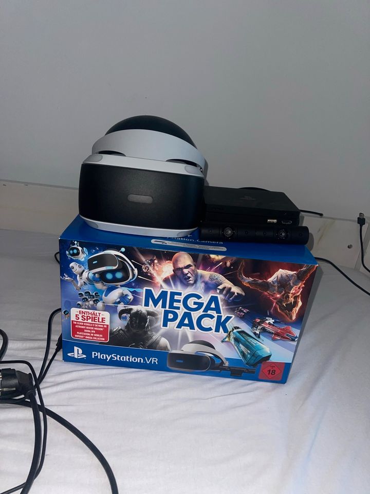 VR Brille PS4 in Kaarst