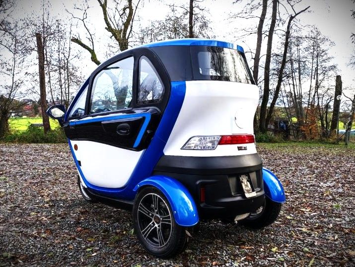 Mofaauto Microcar E-Kabinenroller Mopedauto 45 km/h 25 km/h in Nürnberg (Mittelfr)