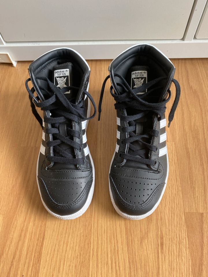 Adidas top ten hi / high - Größe 32 - NEU * in Berlin