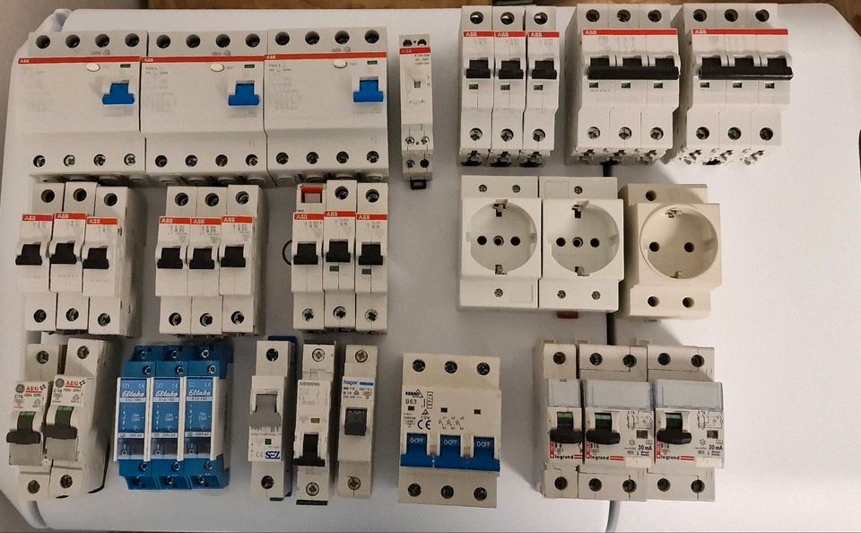 Sicherungen, FI , Einbausteckdosen, Eltako in Neudenau 