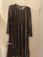 Neues Kleid von Reserved Gr.36 Frühling tupfen boho Hippie gypsy Nordrhein-Westfalen - Essen-West Vorschau