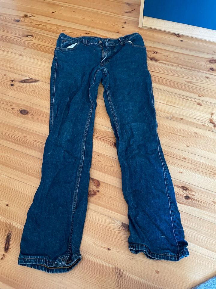 Männer Jeans in Strausberg