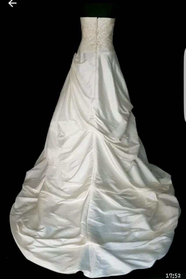 Die Braut‍♀️- die sich traut "Brautkleid" in Weida