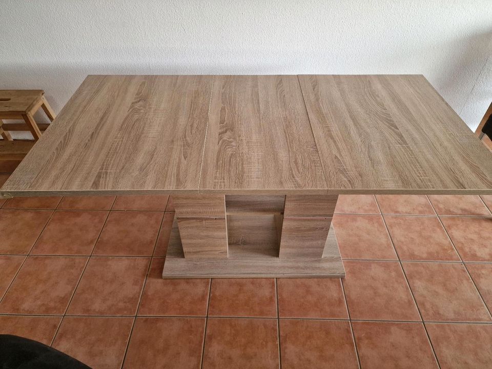 Esstisch ausziehbar mit 4 Schwingstühlen in Issum