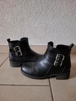 Stiefeletten gefüttert schwarz Gr. 40 Niedersachsen - Northeim Vorschau