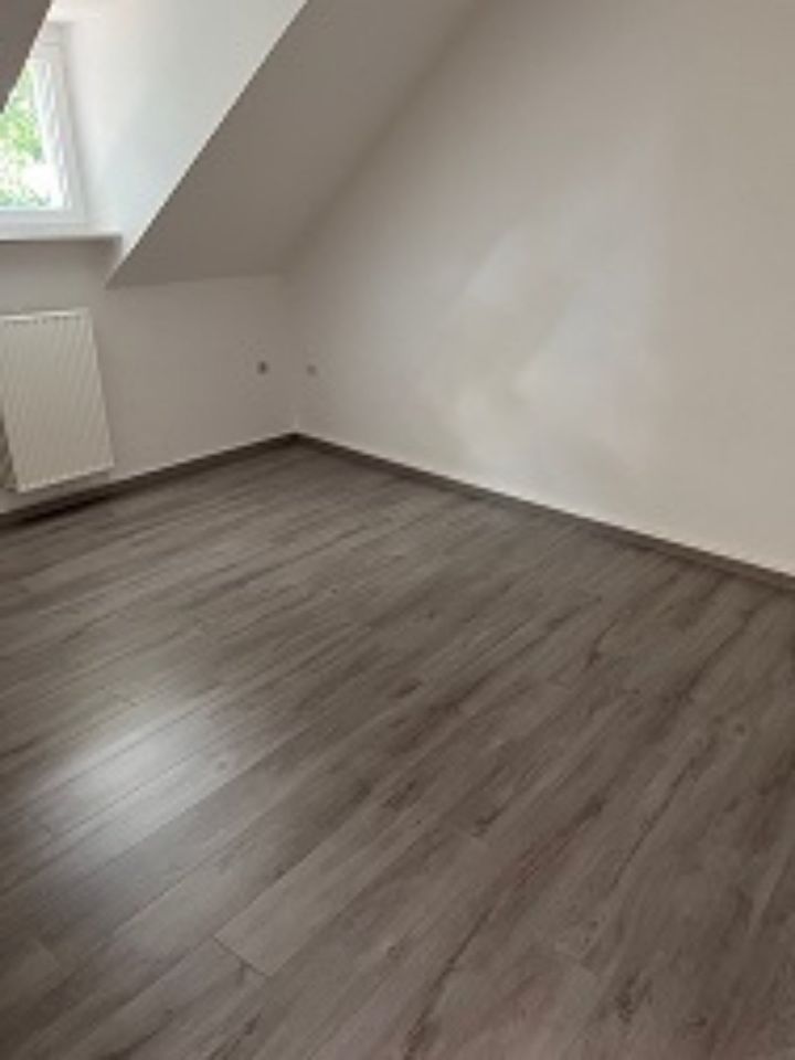 Schöne renovierte 3,5-Zimmer Wohnung in Gelsenkirchen Feldmark in Gelsenkirchen