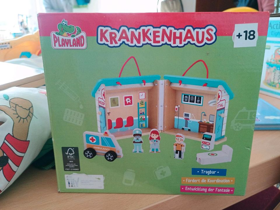 Krankenhaus Kinder Playland  Spielzeug in Ennepetal