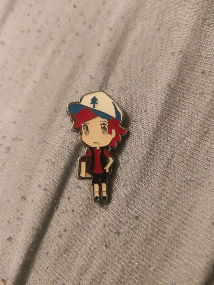 Gravity Falls Dipper Enamel Pin Merch in Heinsberg