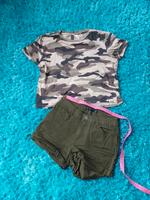 Hotpants und shirt gr. 34 S  khaki Hessen - Solms Vorschau