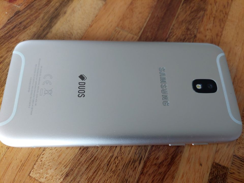 Samsung galaxy J5 - gold in Herten