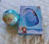 Mädchen FROZEN Ana &Elsa Aufblasbares Wasser Boot & mini BALL Baden-Württemberg - Rosenberg Vorschau