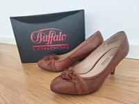 》Buffalo Pumps Leder braun Bayern - Herzogenaurach Vorschau