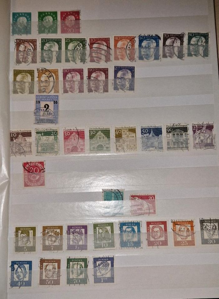 Diverse Briefmarken / Briefmarkensammlung zu verkaufen in Arnsberg